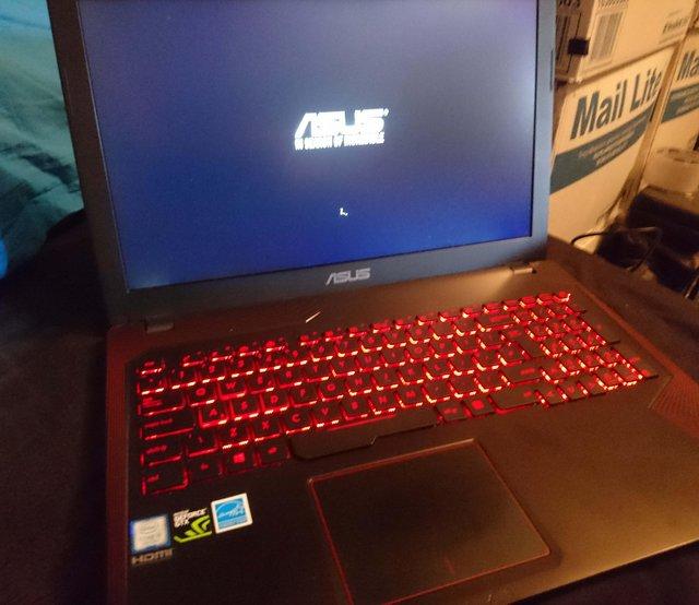 Preview of the first image of Asus FX553V i5 - 7th Generation 7300HQ.