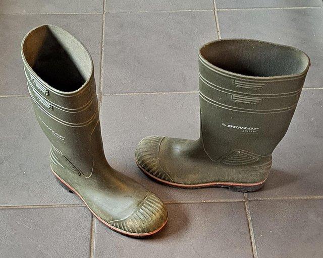 Preview of the first image of DUNLOP Acifort STEEL TOE CAP WELLIES.