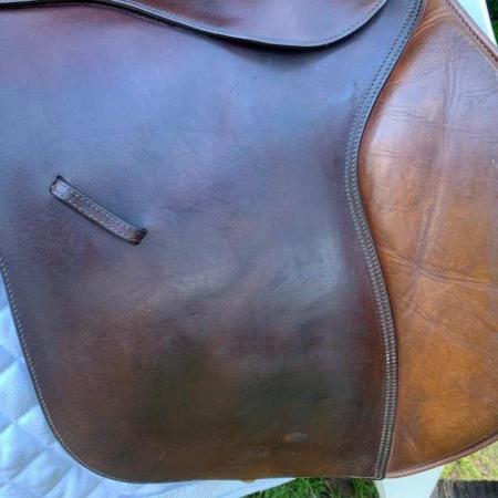 Image 13 of Bates Caprilli 17.5 inch gp saddle
