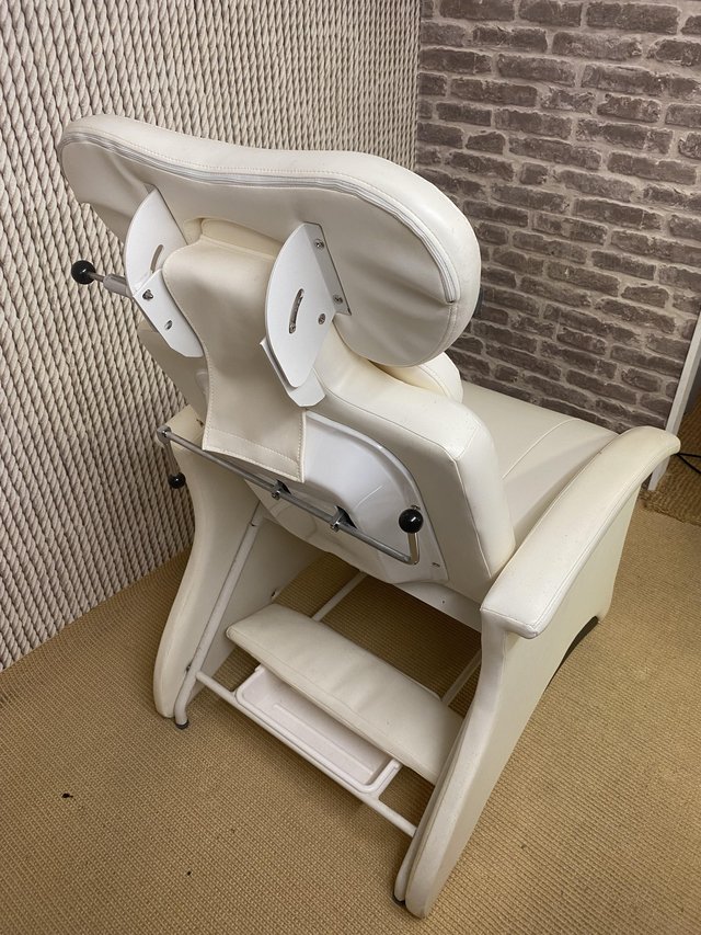 Preview of the first image of Beauty chair for brows/eye lashes etc.