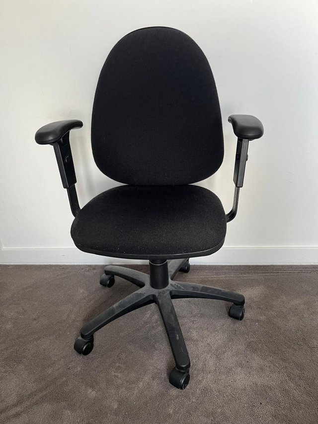Preview of the first image of DBI Mercury Office Chair Black.