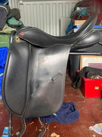 Image 2 of Albion legend K2 dressage saddle 17.5 MW black
