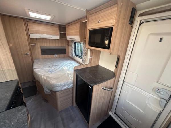 Image 8 of Bailey Phoenix+ 440, 2023 4 berth caravan *was £19,995*