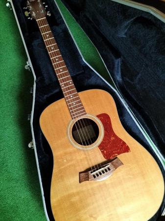 Image 2 of Taylor 110 E acoustic guitar in excellent condition
