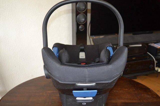 Image 6 of Silver Cross Simplicity baby car seat very good condition