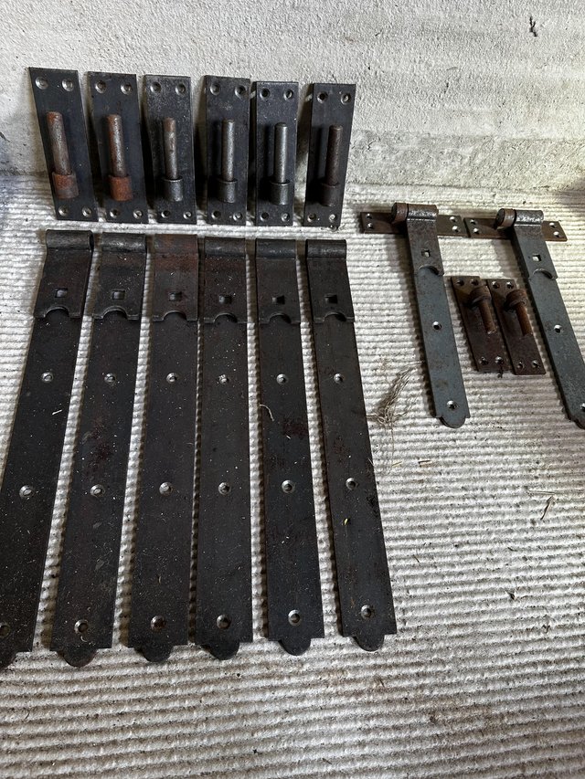 Preview of the first image of Various hook/band hinges for sale.