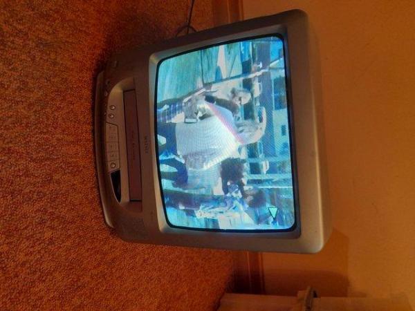 Image 2 of MATSUI CombiTelevision with VHS Recorder