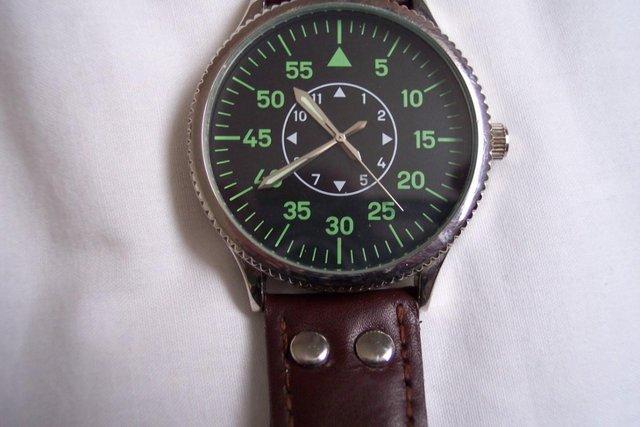 Image 1 of wrist watch, part of the Eaglemoss collection