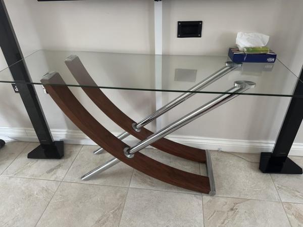 Image 2 of Glass console table with wooden arch