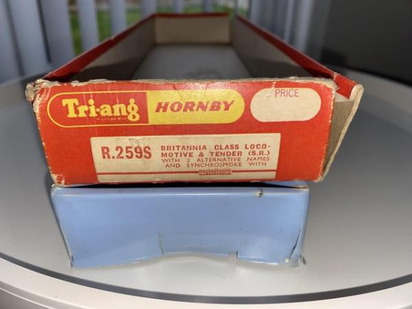 Image 2 of Vintage 1976/77 Tri-ang Hornby & Lima