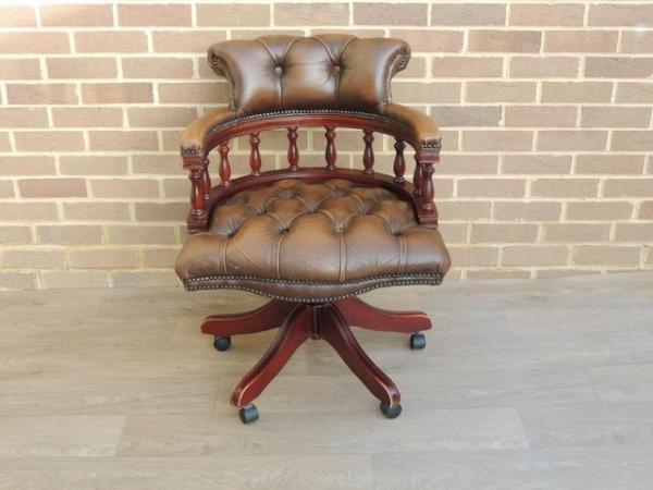Image 3 of Chesterfield Luxury Captains Chair (UK Delivery)