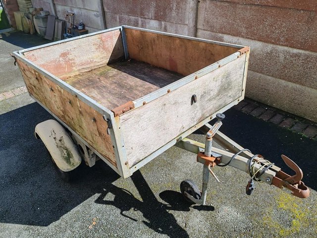 Preview of the first image of TRAILER GOOD SIZE IT WILL TAKE A FULL SIZE PALLET GALVANISED.