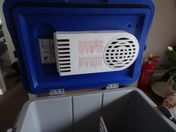 Image 4 of OUTWELL COOLBOX & HEATER