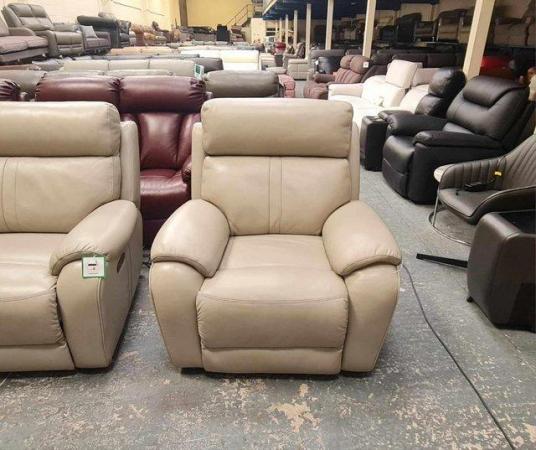 Image 8 of La-z-boy grey leather recliner 3 seater sofa and armchair