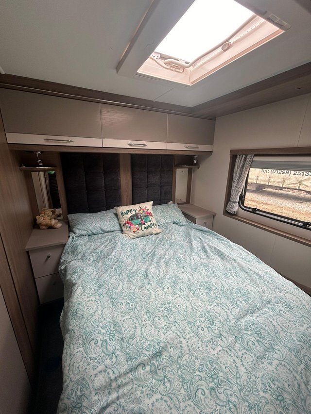 Preview of the first image of Coachman Laser Excel 850.