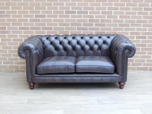 Image 2 of Distinctive Chesterfields Hampton Sofa (UK Delivery)