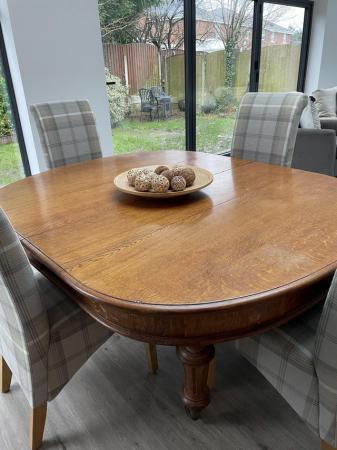 Image 3 of Victorian/ Edwardian Oak, wind out extending dining table