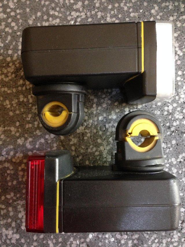 Preview of the first image of Duracell Theft Resistant/Lockable Front and Rear Light Set.