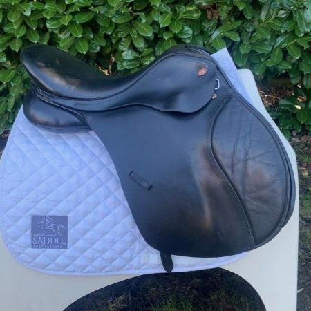 Image 11 of Kent and Masters 17.5 inch gp saddle