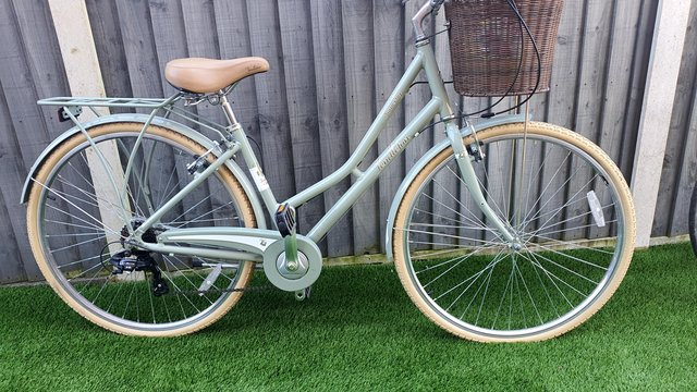 Preview of the first image of PendletonSummerby ladies classic bike.