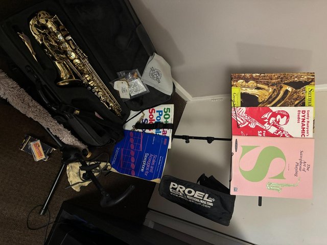 Selmer series 3 alto saxophone — photo 2 of 3