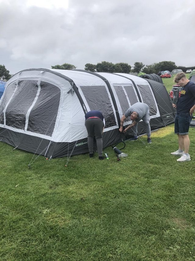 Preview of the first image of EVOLUTION XXL 8BERTH AIR TENT.
