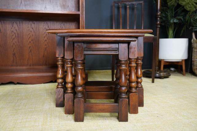 Image 3 of Vintage Old Charm Nested Tables Solid Oak Early 21st Century