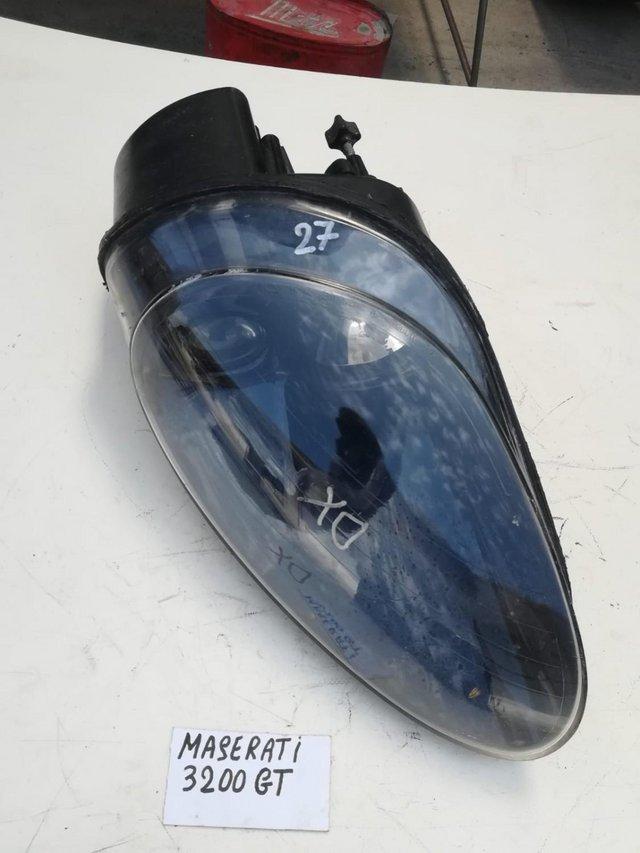 Preview of the first image of Rh headlight for Maserati 3200 GT.