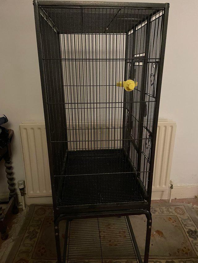 Preview of the first image of Bird cage suitable for budgies.