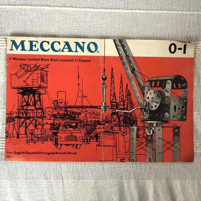 Preview of the first image of Vintage 1960's Meccano Booklet 0-1, complete. 15 pages..