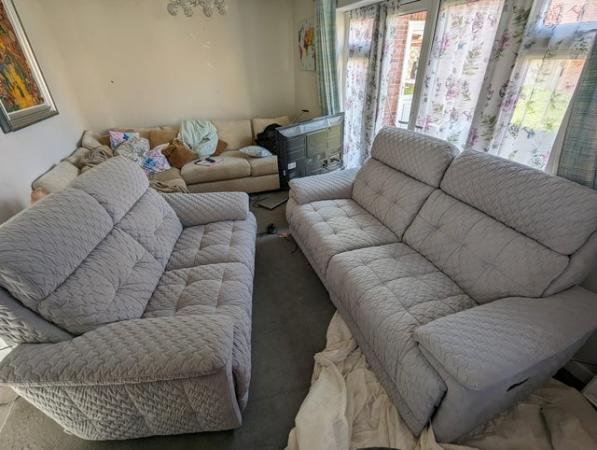 Image 1 of La-Z-Boy Rockville, 3 seater recliner with electric recliner