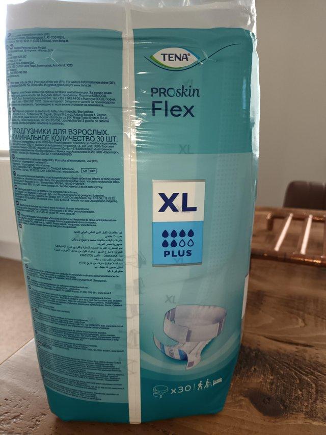Preview of the first image of Tena Proskin Flex XL plus Pads..