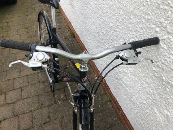 Image 3 of Hybrid Bike - 21 Gears - in good condition