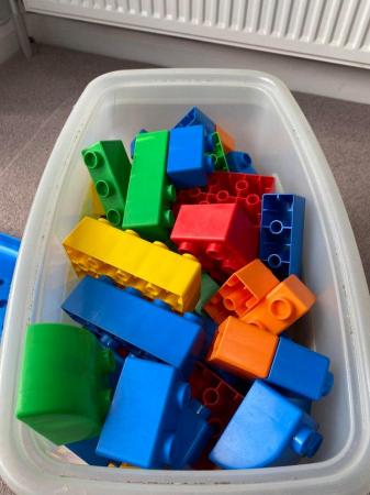 Image 2 of Lego Quatro 5358 used condition