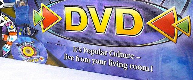 Image 4 of DVD GAME - TRIVIAL PURSUIT - POP CULTURE