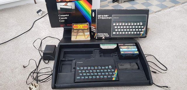 Image 3 of ZX Spectrum 16K with case and games