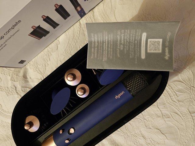 Preview of the first image of Dyson airwrap long hair limited edition.