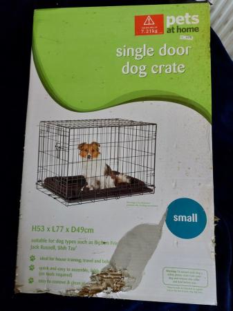Image 3 of Pets at Home Small Dog Crate