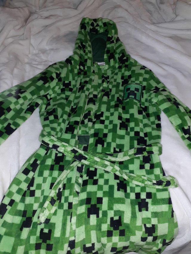 Preview of the first image of Boys minecraft dressing gown, age 12-13.