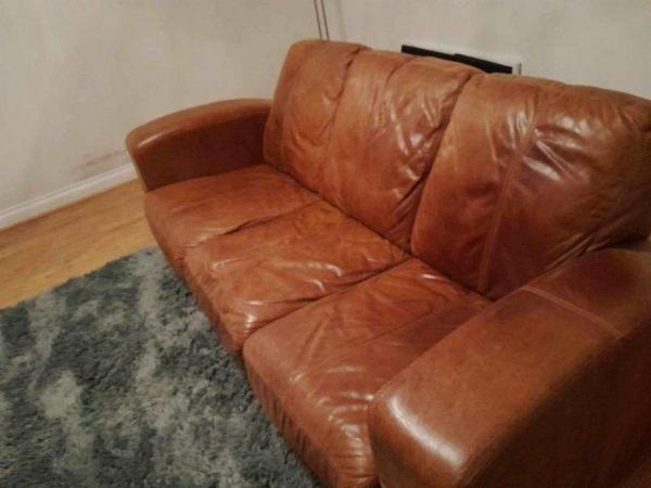 Image 3 of Three seater settee, used but good condition