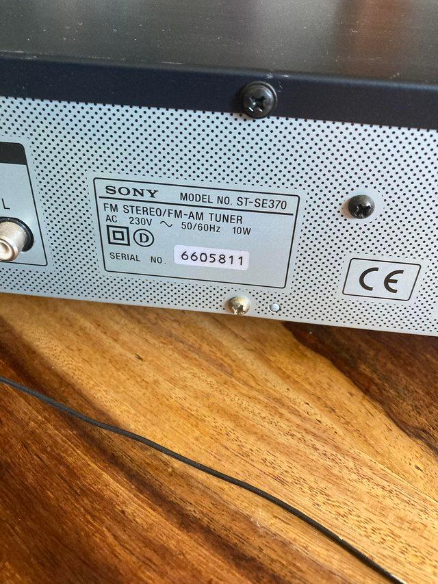 Preview of the first image of Sony Stereo FM AM tuner model ST-SE370.