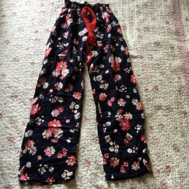 Preview of the first image of Size 6-8 Navy Floral Viscose Lounge/ PJ Pants, Red Ribbon.
