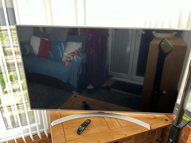 Preview of the first image of L G 4k television 55inch for sale.