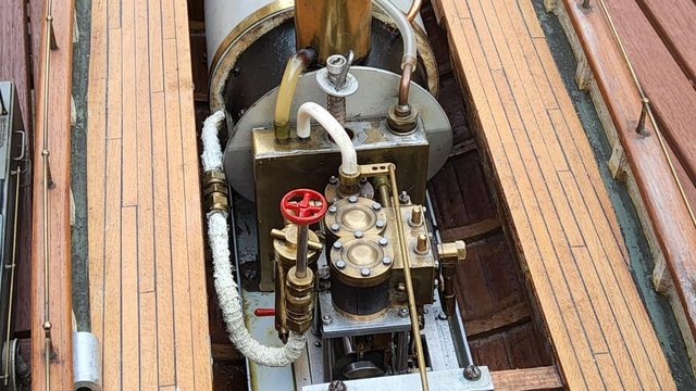 Image 10 of Model boat live steam,45 inch museum quality steam yacht
