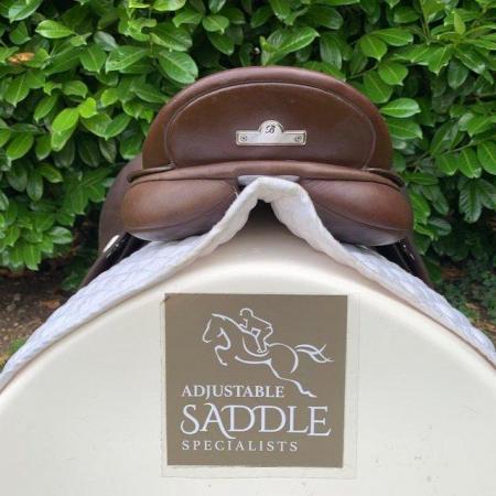 Image 11 of Bates Wide All Purpose 17  inch saddle