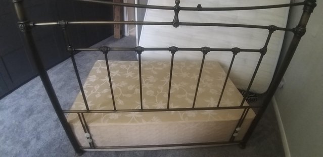 Image 3 of Slumberland king size box bed frame and steel headboard