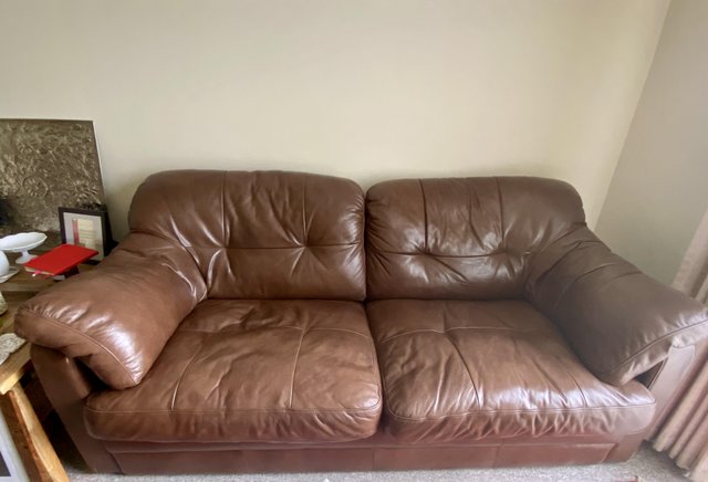 Image 2 of Alexander and James Leather 2 seater Bailey Sofa