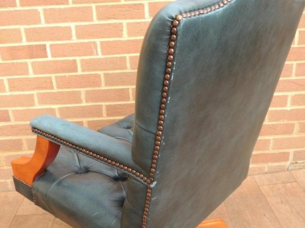 Image 15 of Gainsborough Chesterfield Chair with Yew Frame (UK Delivery)