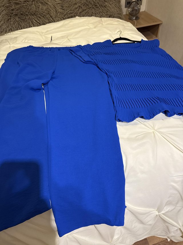 Royal blue ladies suit non crease material — photo 2 of 3