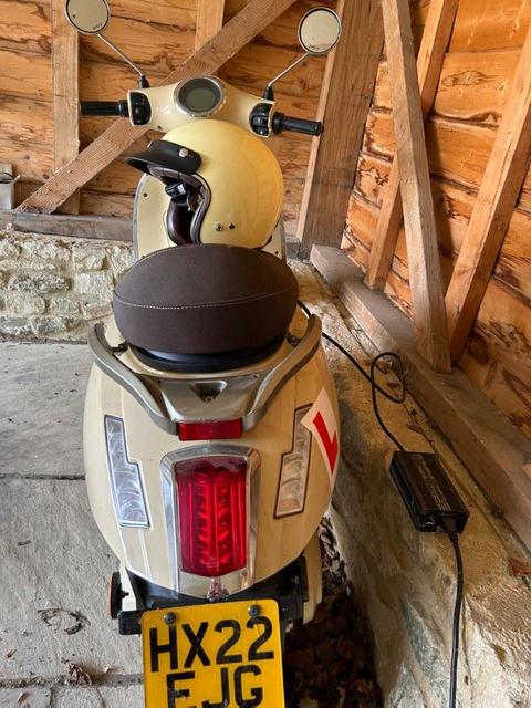 Preview of the first image of Electric Moped/scooter. E Model 30 Roma 48V retro Italian st.